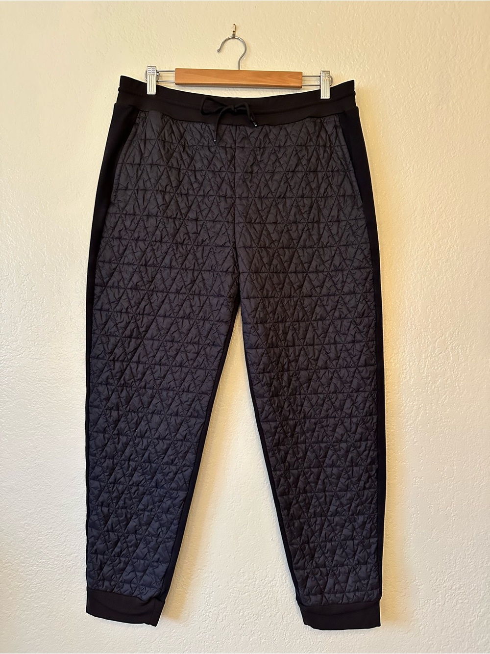 Athleta Solstice Black Quilted Jogger Pants